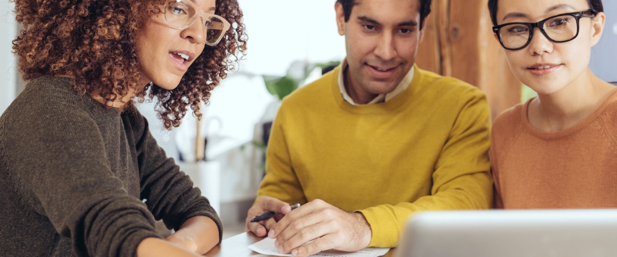 May 16 blog Couple discussing insurance with independent agent.